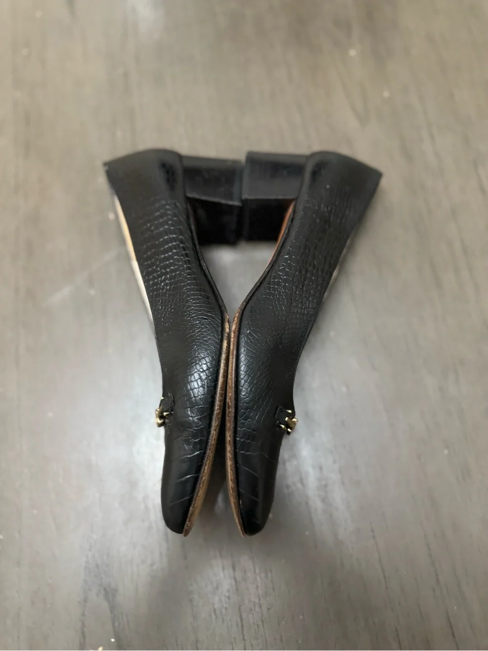 Vintage Salvatore Ferragamo boutique crocodile embossed leather size 8.5